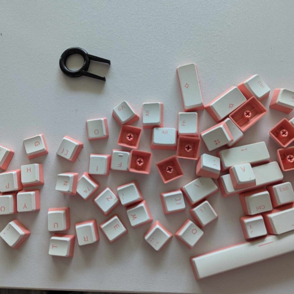 Pink and White Keycaps 60 Percent